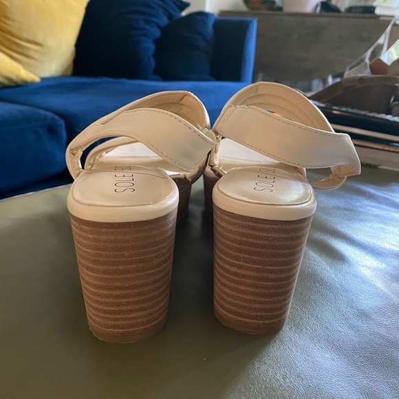 Sole Society Platform sandals. - Picture 4 of 4